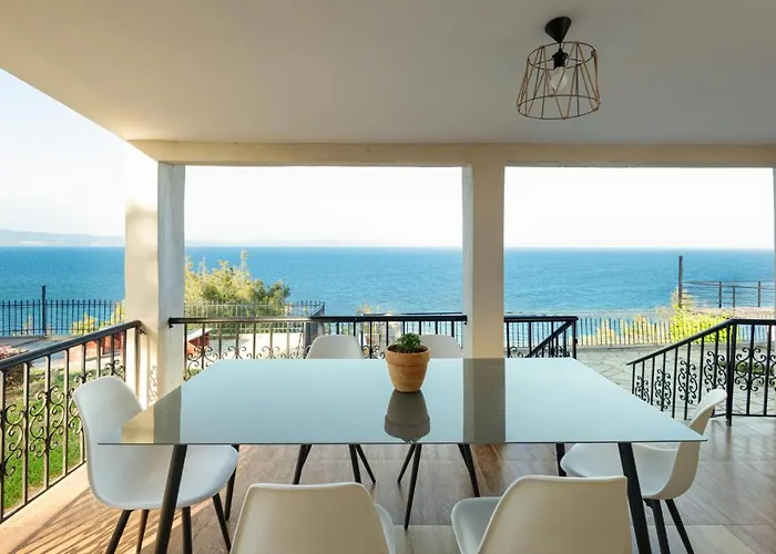The Blue Firefly, Potidaia #feelslikehome Σπίτι διακοπών