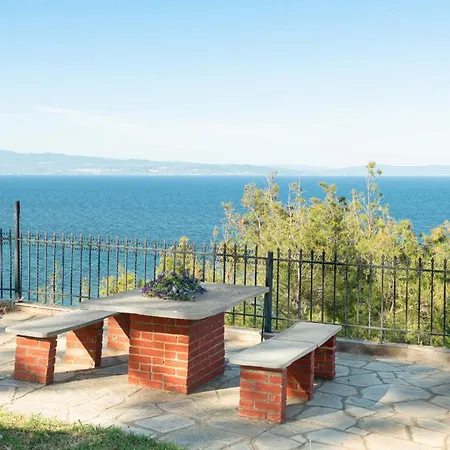 Σπίτι διακοπών The Blue Firefly, Potidaia #feelslikehome